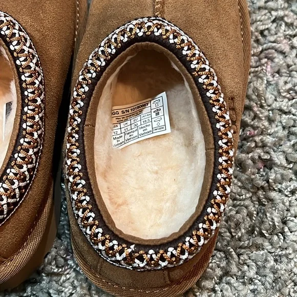 NEW Girls UGG Tasman II Size 12T - Picture 4 of 8